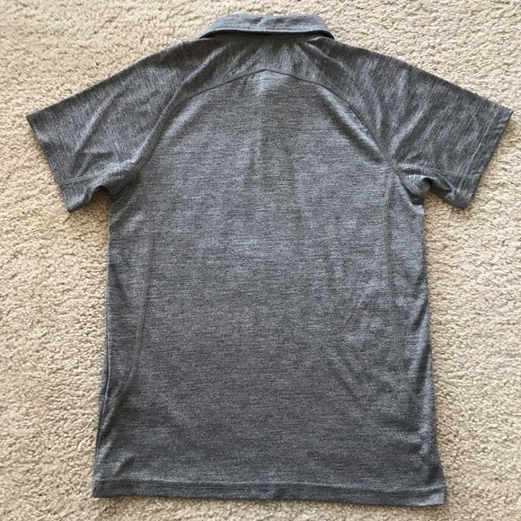 👫Reebok Short Sleeve Shirt - Picture 5 of 5